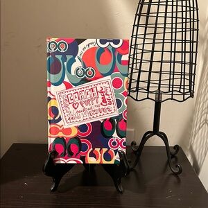 Multicolor Coach Poppy - Vibrant Coach Design